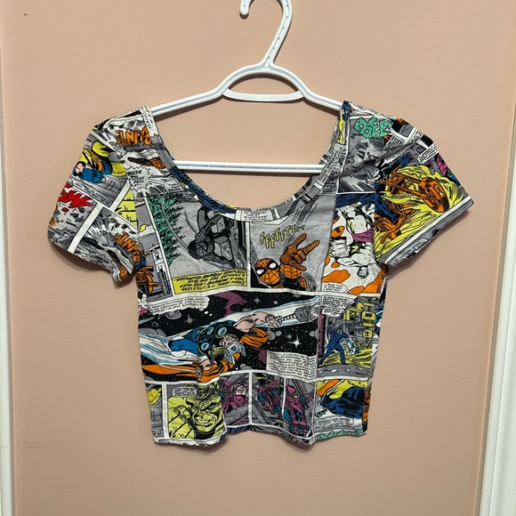 MARVEL Comic Print Women's Top - Picture 1 of 2